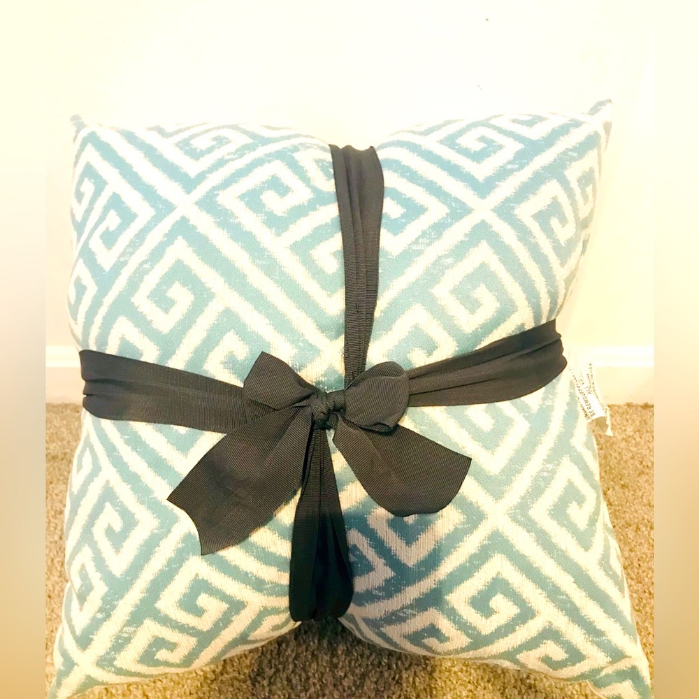 NEW Boho 18x18 Cushion Pillows Pack of 2 TEAL GREEN.